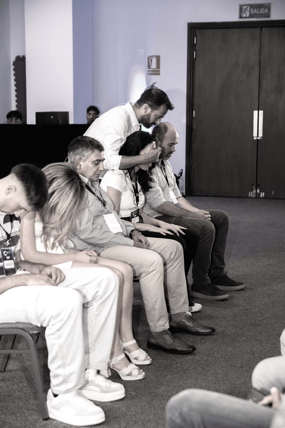 Sesión de hipnosis clínica — un estado profundo de la mente