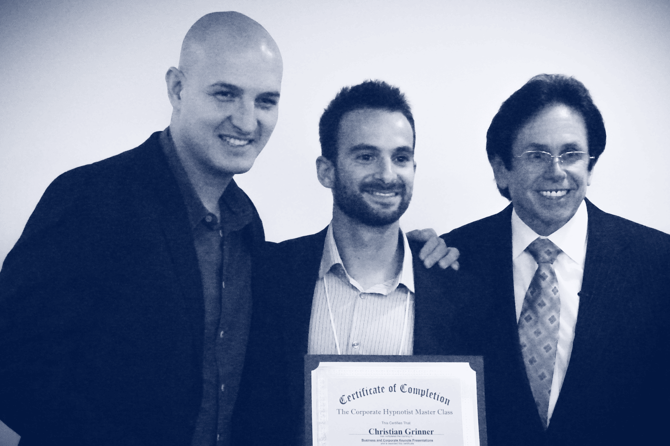 Christian Grinner con Anthony Galie y Rafael Baltresca, líderes mundiales en hipnosis corporativa